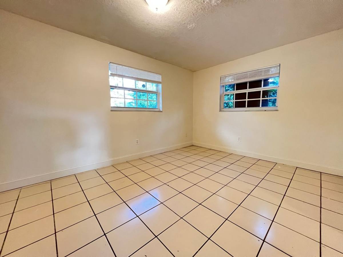 House for rent at 2448 SW 42nd Terrace, Fort Lauderdale, FL 33317