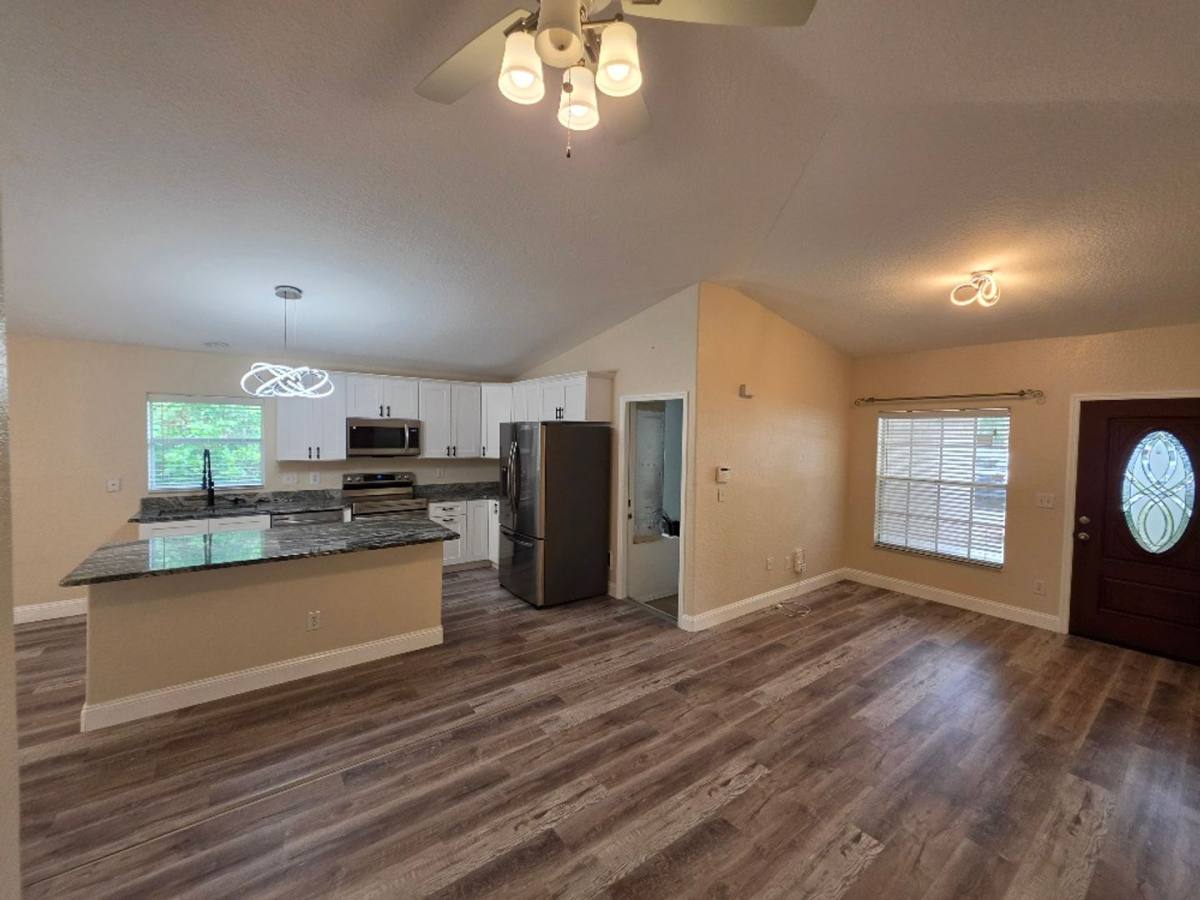 House for rent at 808 Valencia Ave, Daytona Beach, FL 32114