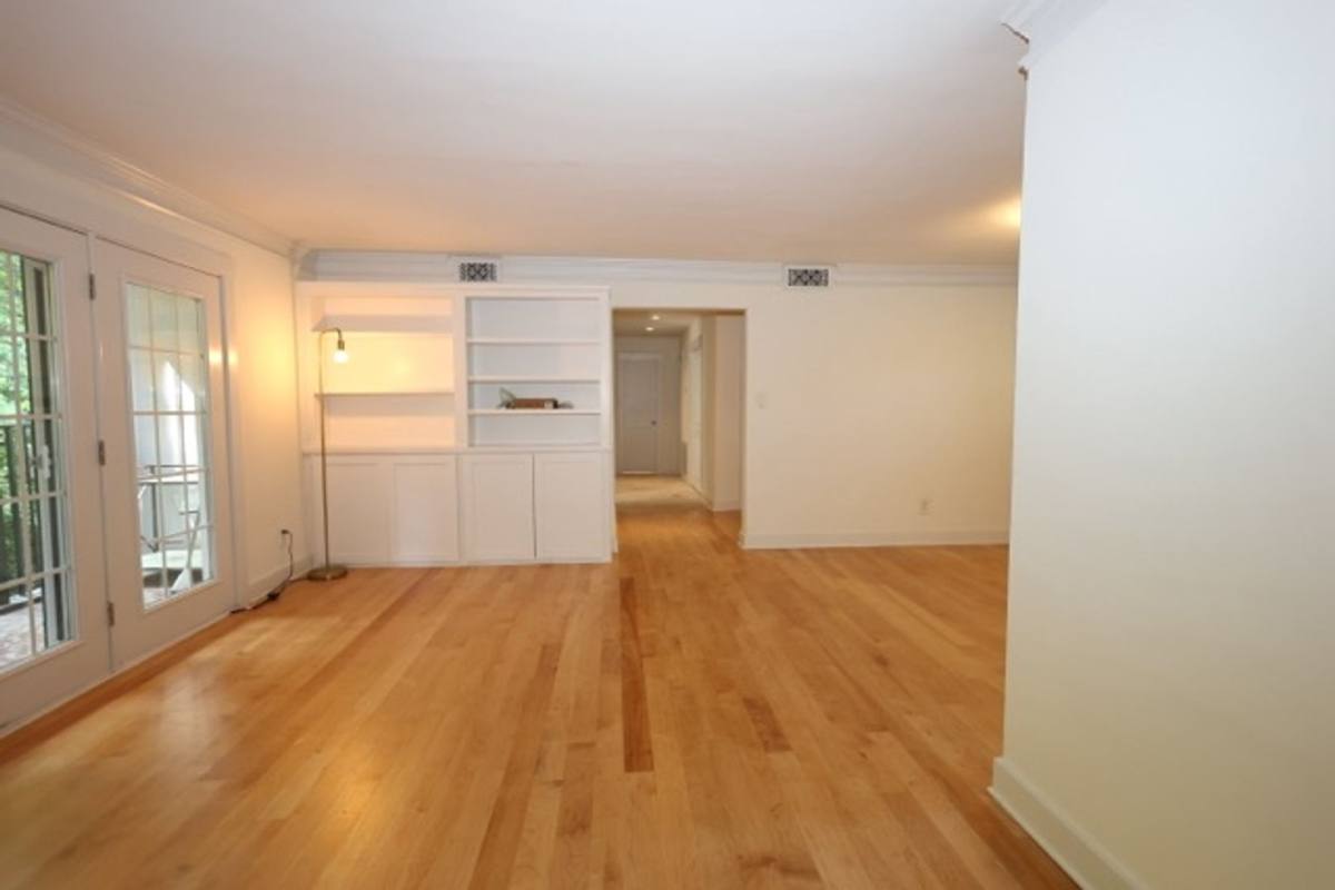 Condo for rent at 311 Peachtree Hills Ave NE #11 C, Atlanta, GA 30305