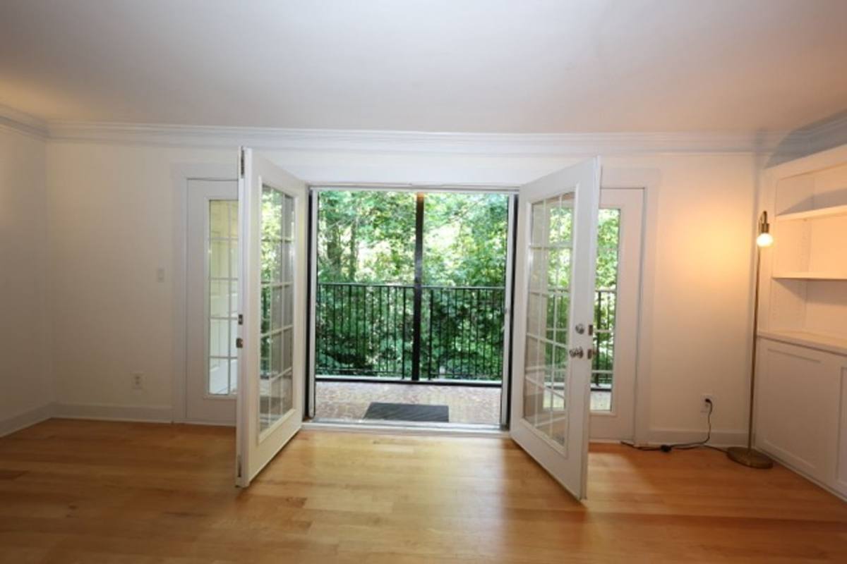 Condo for rent at 311 Peachtree Hills Ave NE #11 C, Atlanta, GA 30305