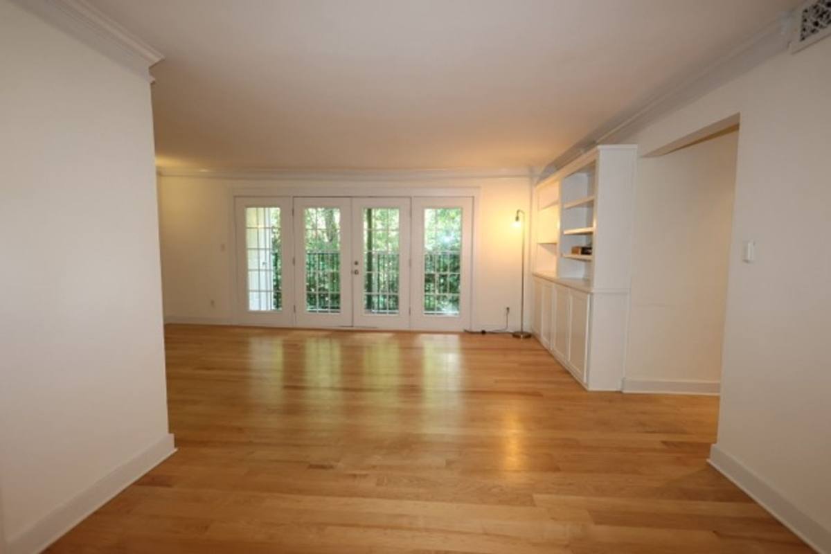 Condo for rent at 311 Peachtree Hills Ave NE #11 C, Atlanta, GA 30305