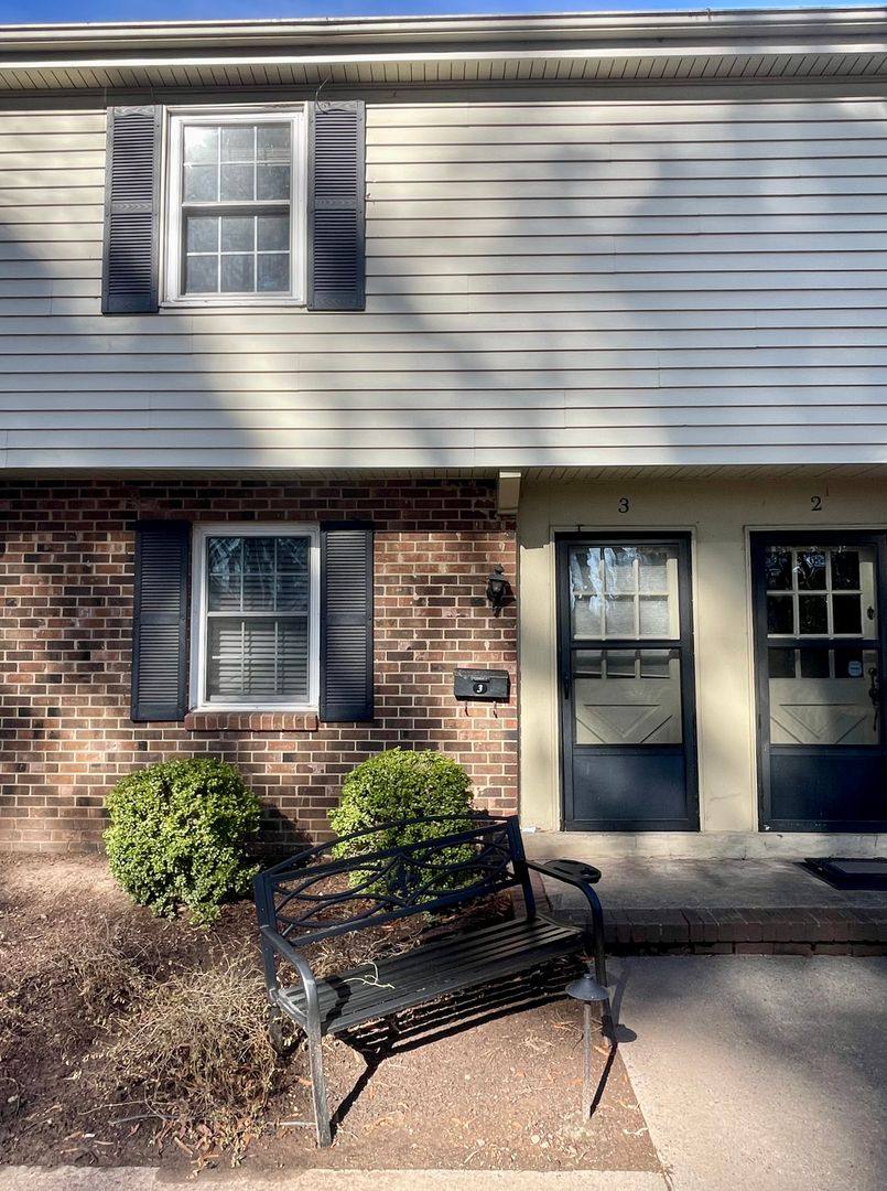Townhouse for rent at 1002 Willow Dr, Chapel Hill, NC 27514