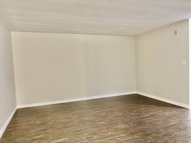 Apartment for rent at 1595 E Chevy Chase Dr #24, Glendale, CA 91206