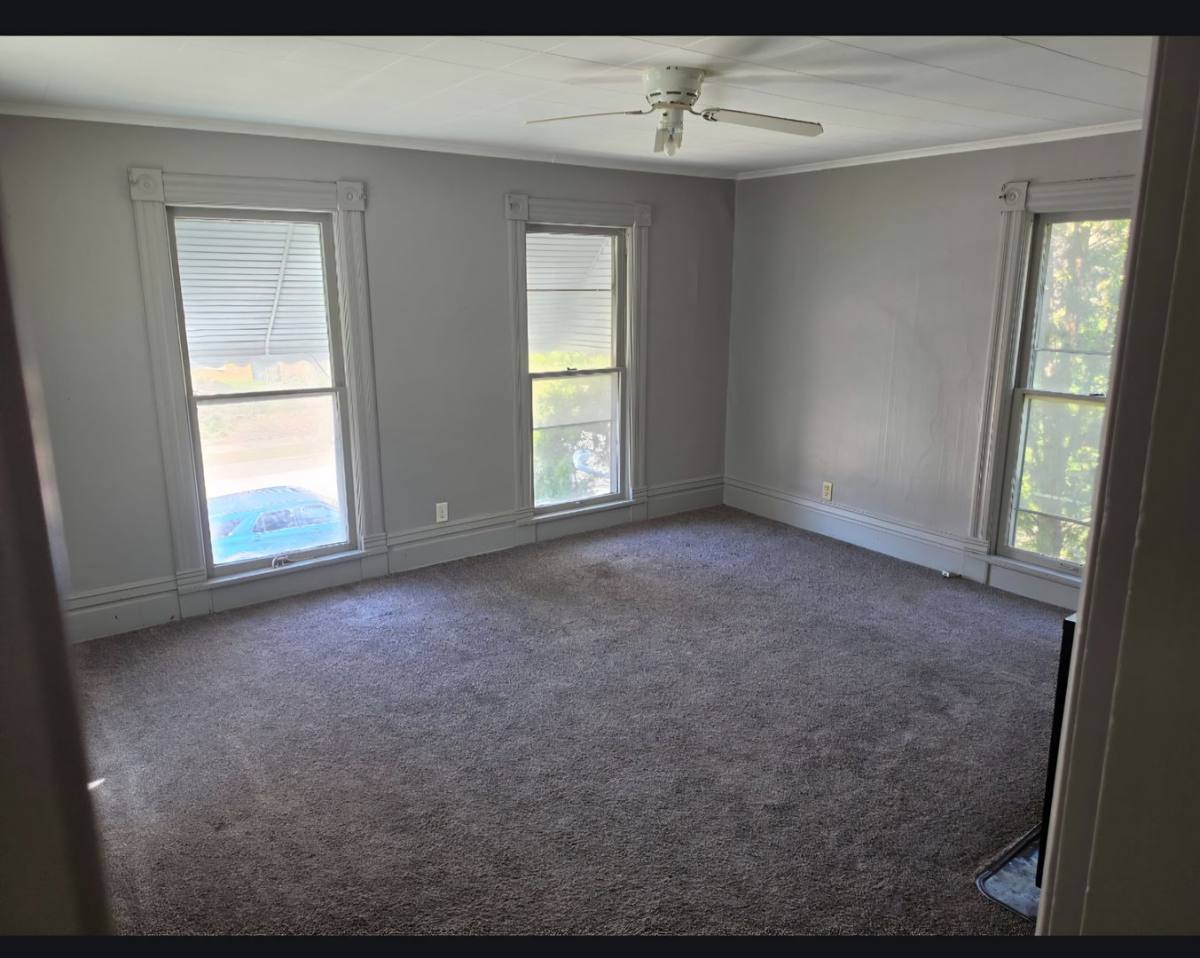 Apartment for rent at 106 7th Ave S, Princeton, MN 55371