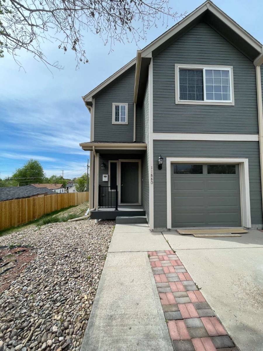 Townhouse for rent at 11880 Independence Ave, Golden, CO 80401