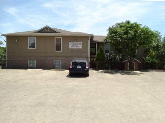Apartment for rent at 1016 Blanco Rd, San Antonio, TX 78212