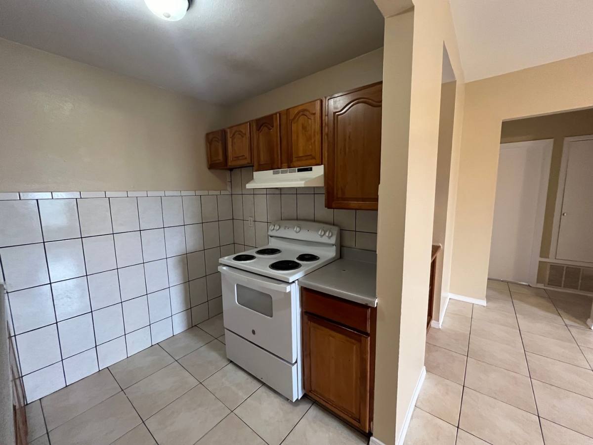 Apartment for rent at 1016 Blanco Rd, San Antonio, TX 78212