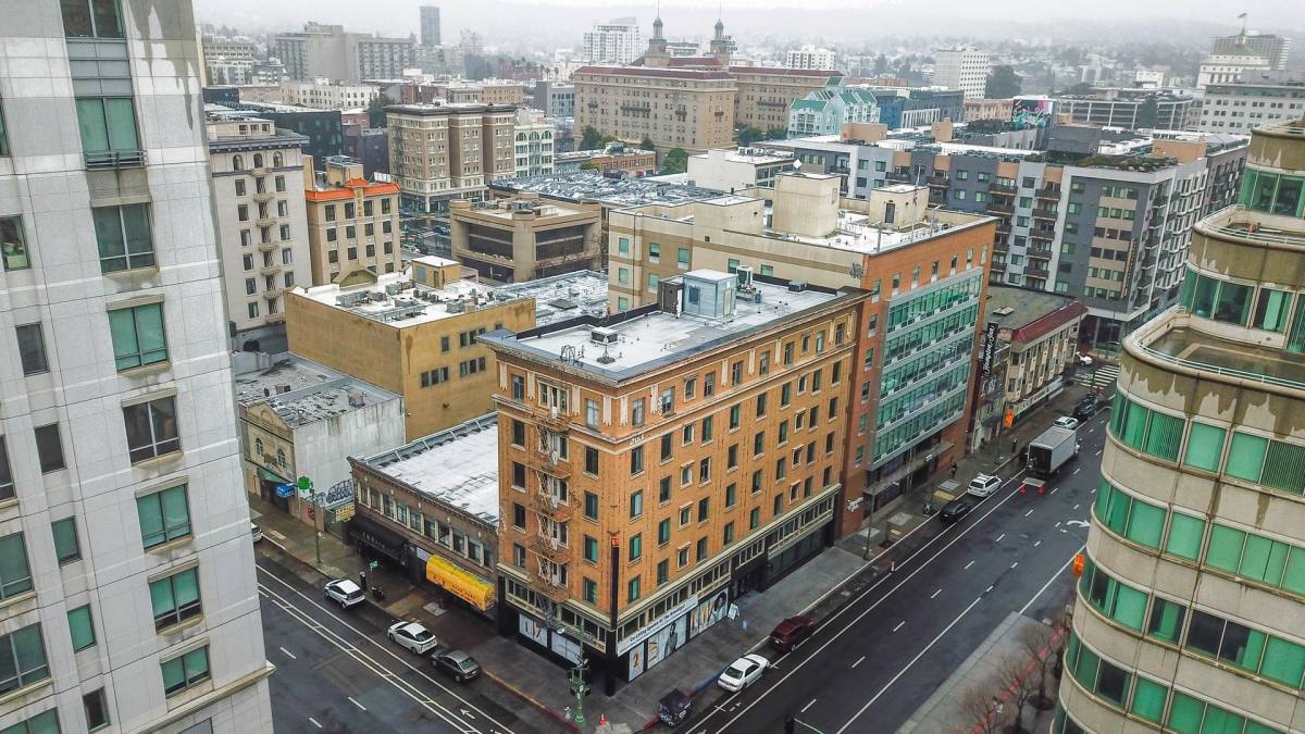 Apartment for rent at 392 11th St, Oakland, CA 94607