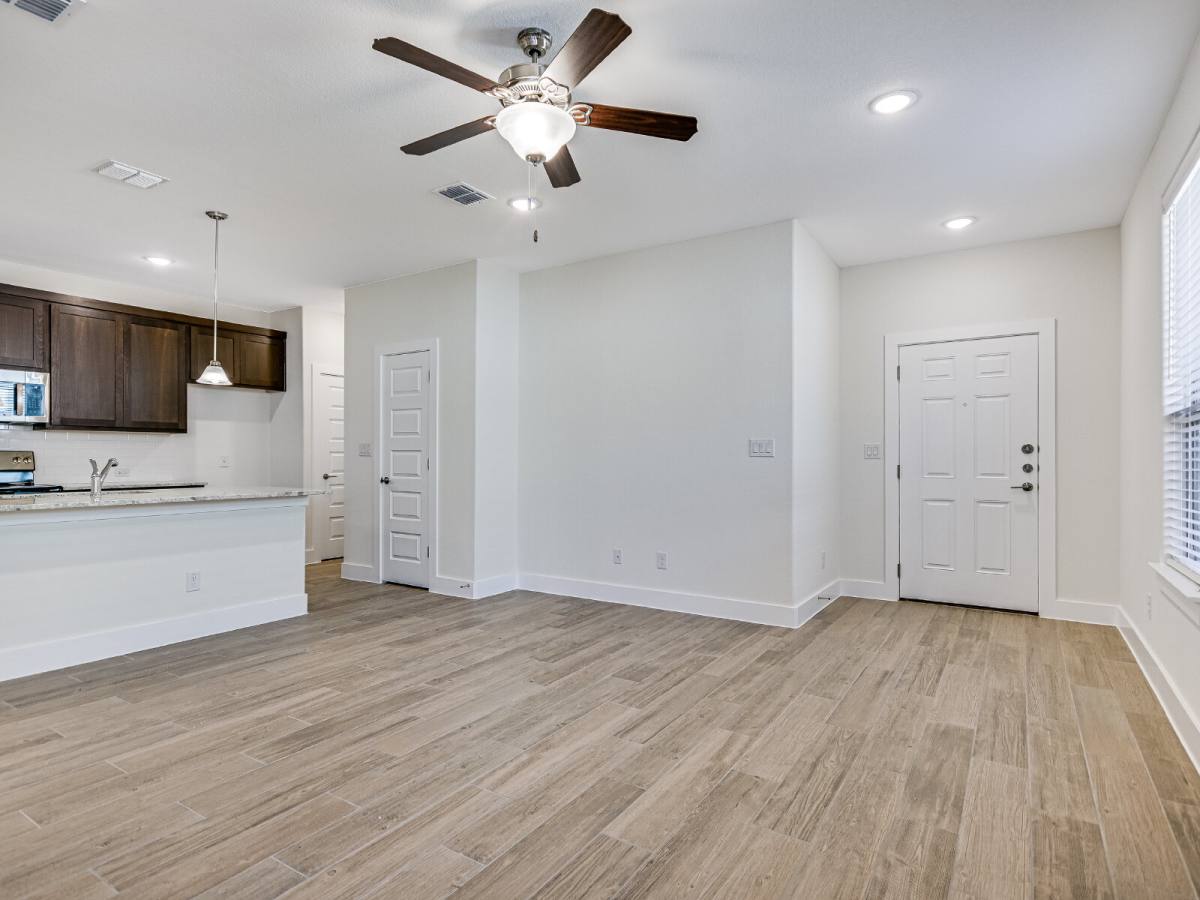 Condo for rent at 450 Parkline Dr, Georgetown, TX 78626