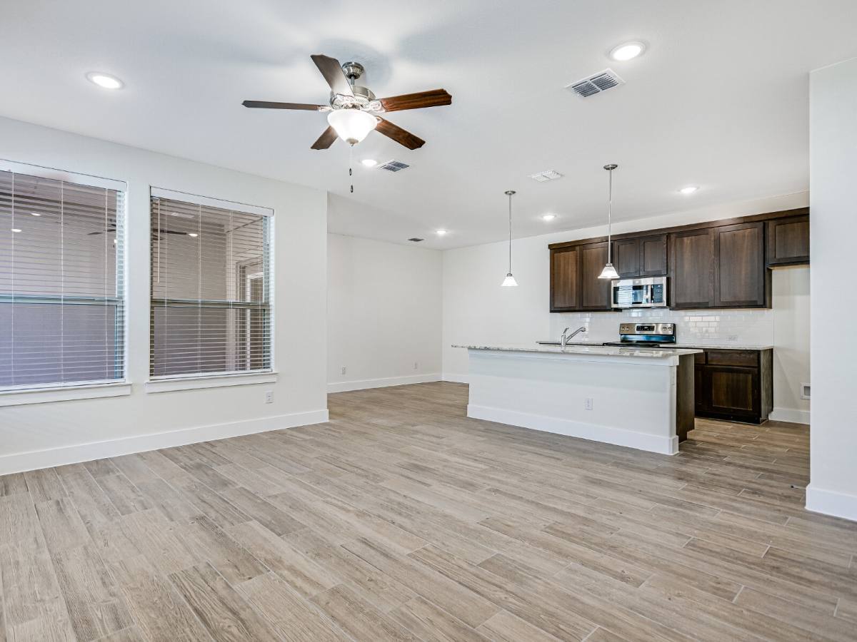 Condo for rent at 450 Parkline Dr, Georgetown, TX 78626