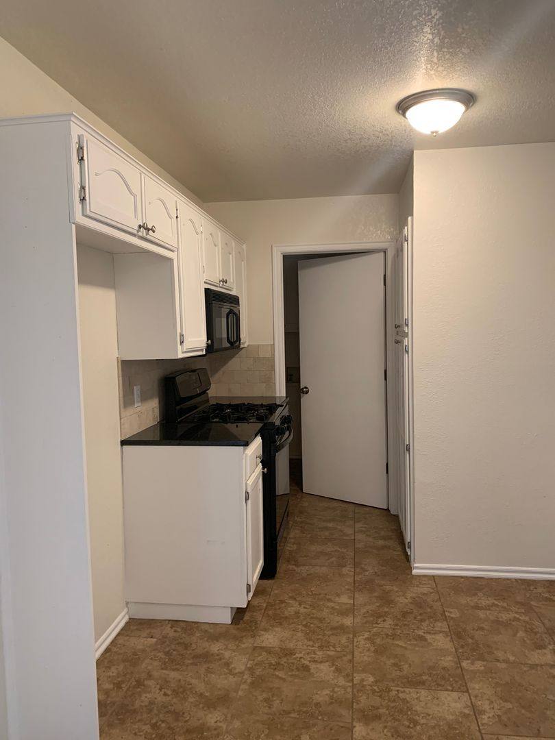 House for rent at 2514 Lakecrest Dr, Oklahoma City, OK 73170