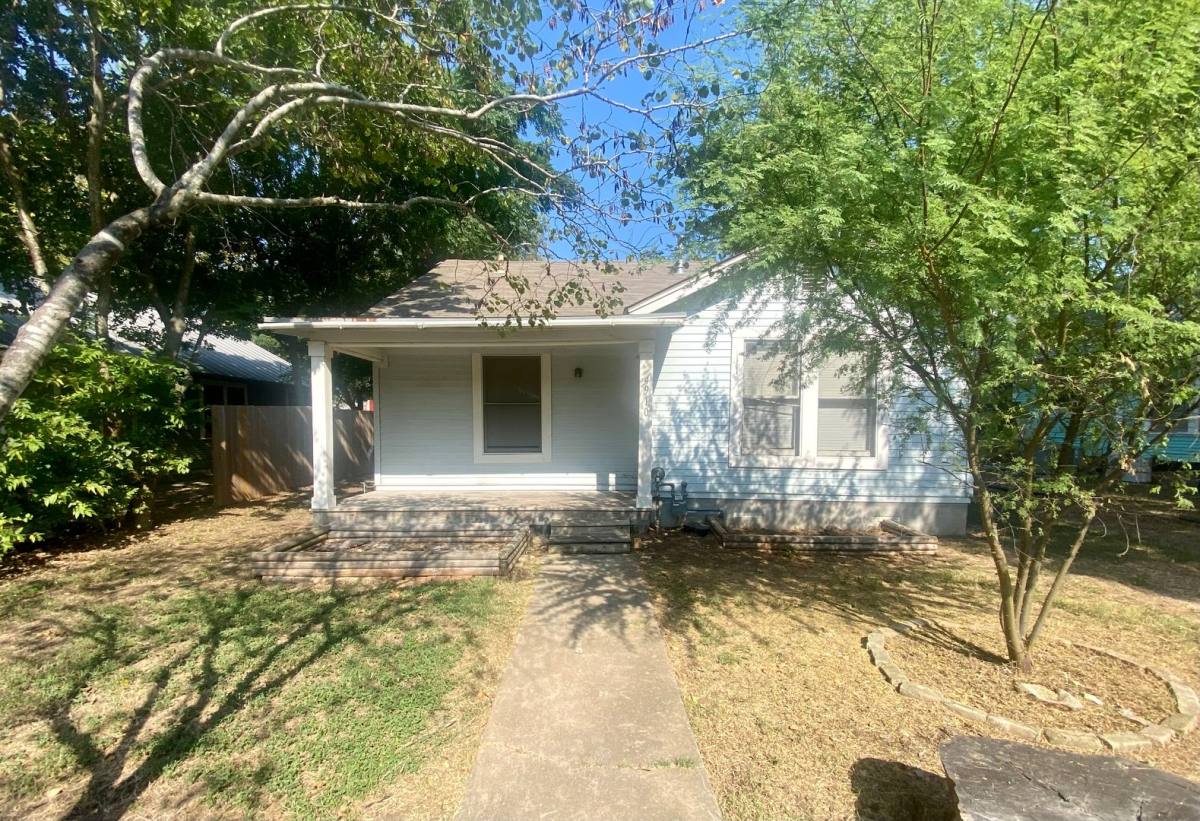 House for rent at 4910 Ave H, Austin, TX 78751