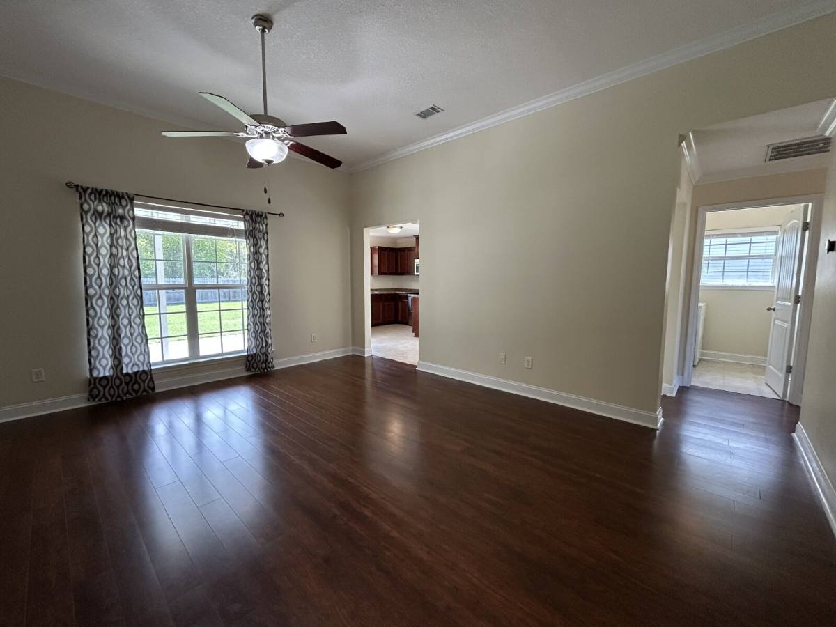 House for rent at 1115 Creekside Circle, Hinesville, GA 31313