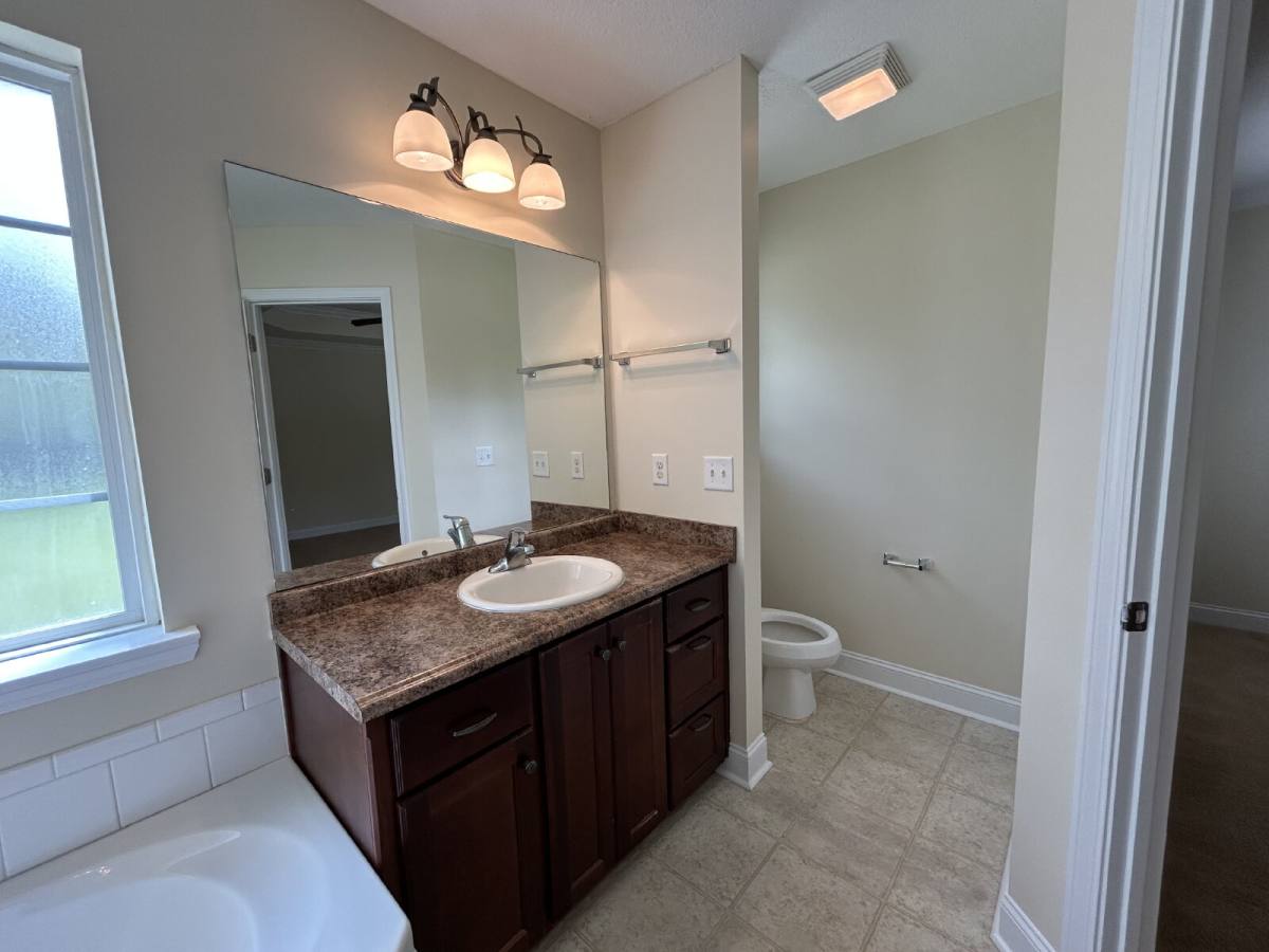 House for rent at 1115 Creekside Circle, Hinesville, GA 31313