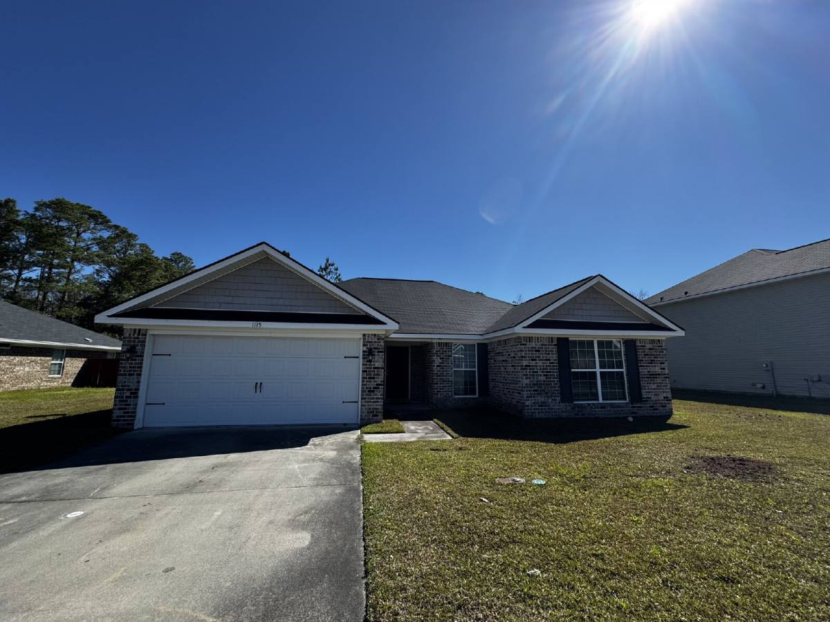 House for rent at 1115 Creekside Circle, Hinesville, GA 31313