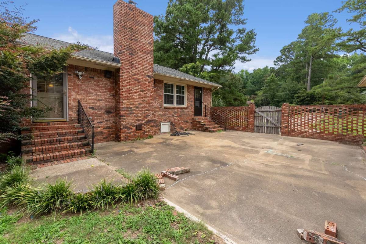House for rent at 9 Bancroft Dr, Sumter, SC 29154