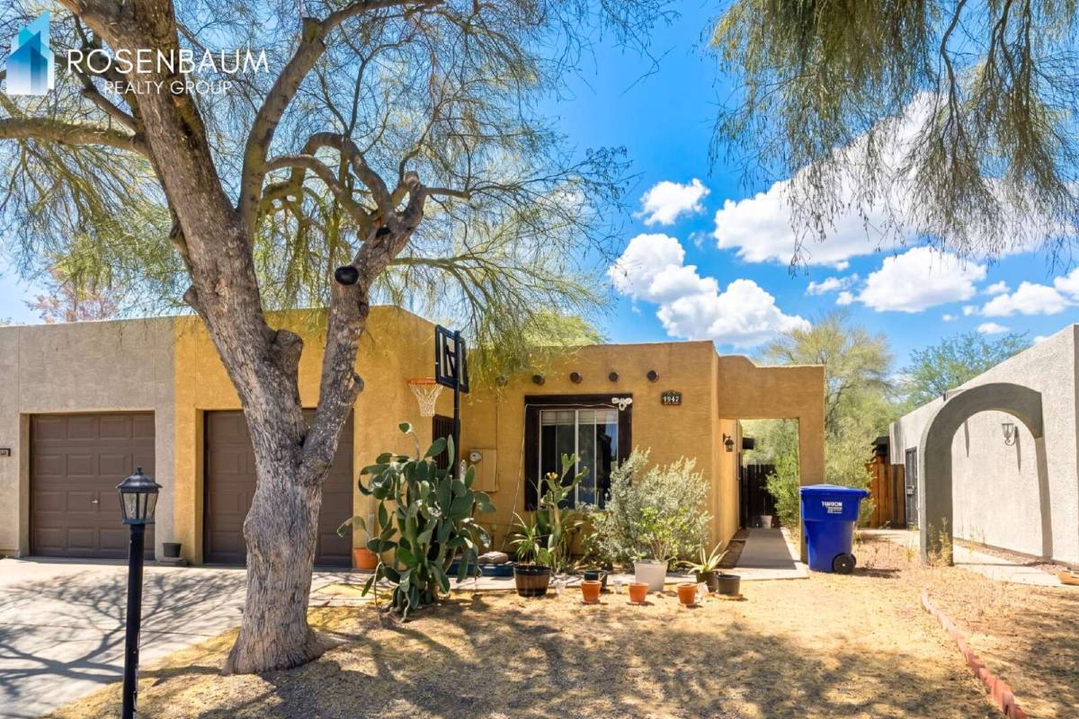 Townhouse for rent at 1947 N Frances Blvd, Tucson, AZ 85712