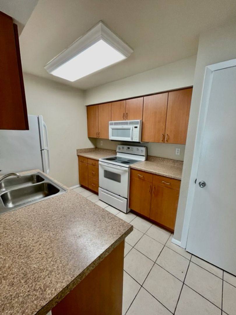 Condo for rent at 1500 Lake Shore Dr #211, Waco, TX 76708