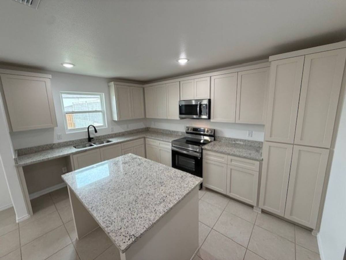 House for rent at 3510 Pascual De Leon Dr, Laredo, TX 78046