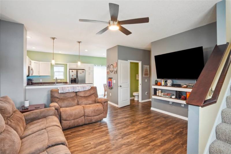 Townhouse for rent at 2102 High St, Des Moines, IA 50312