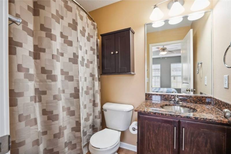 Townhouse for rent at 2102 High St, Des Moines, IA 50312