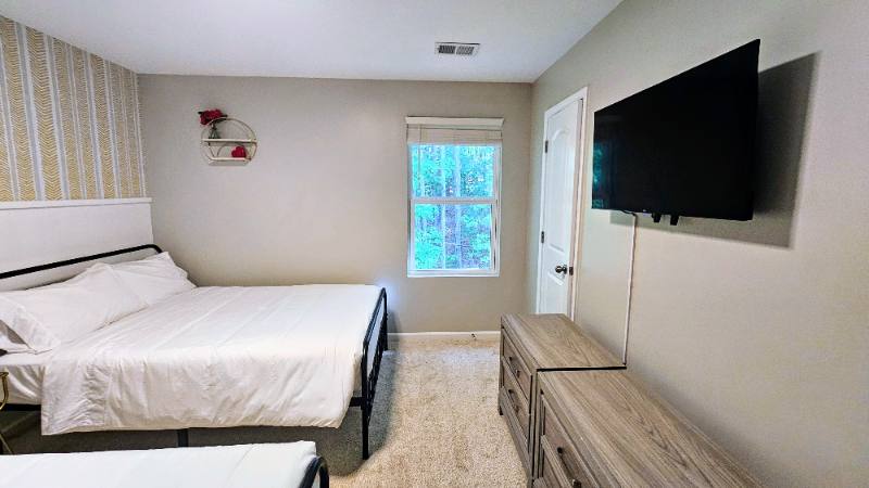 House for rent at 5618 Laurel Ridge Dr, Atlanta, GA 30344