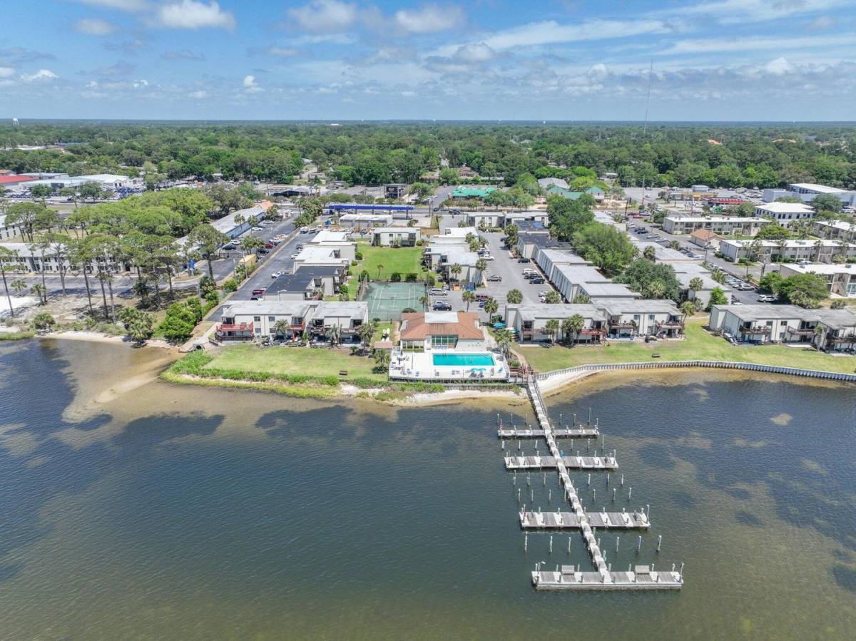 Condo for rent at 308 Miracle Strip Parkway, Fort Walton Beach, FL 32548