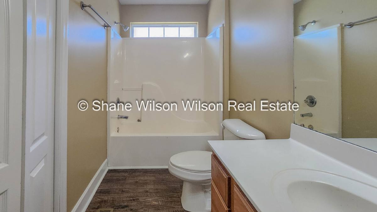 House for rent at 110 2nd St, Rossville, GA 30741
