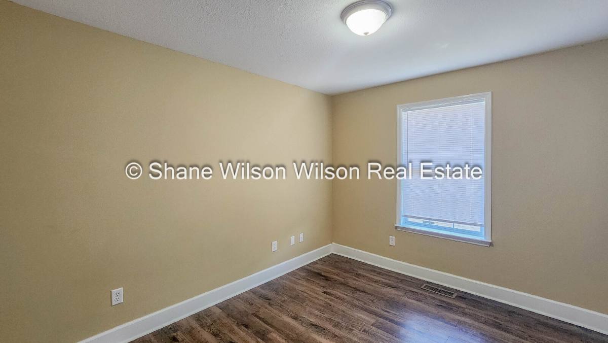 House for rent at 110 2nd St, Rossville, GA 30741