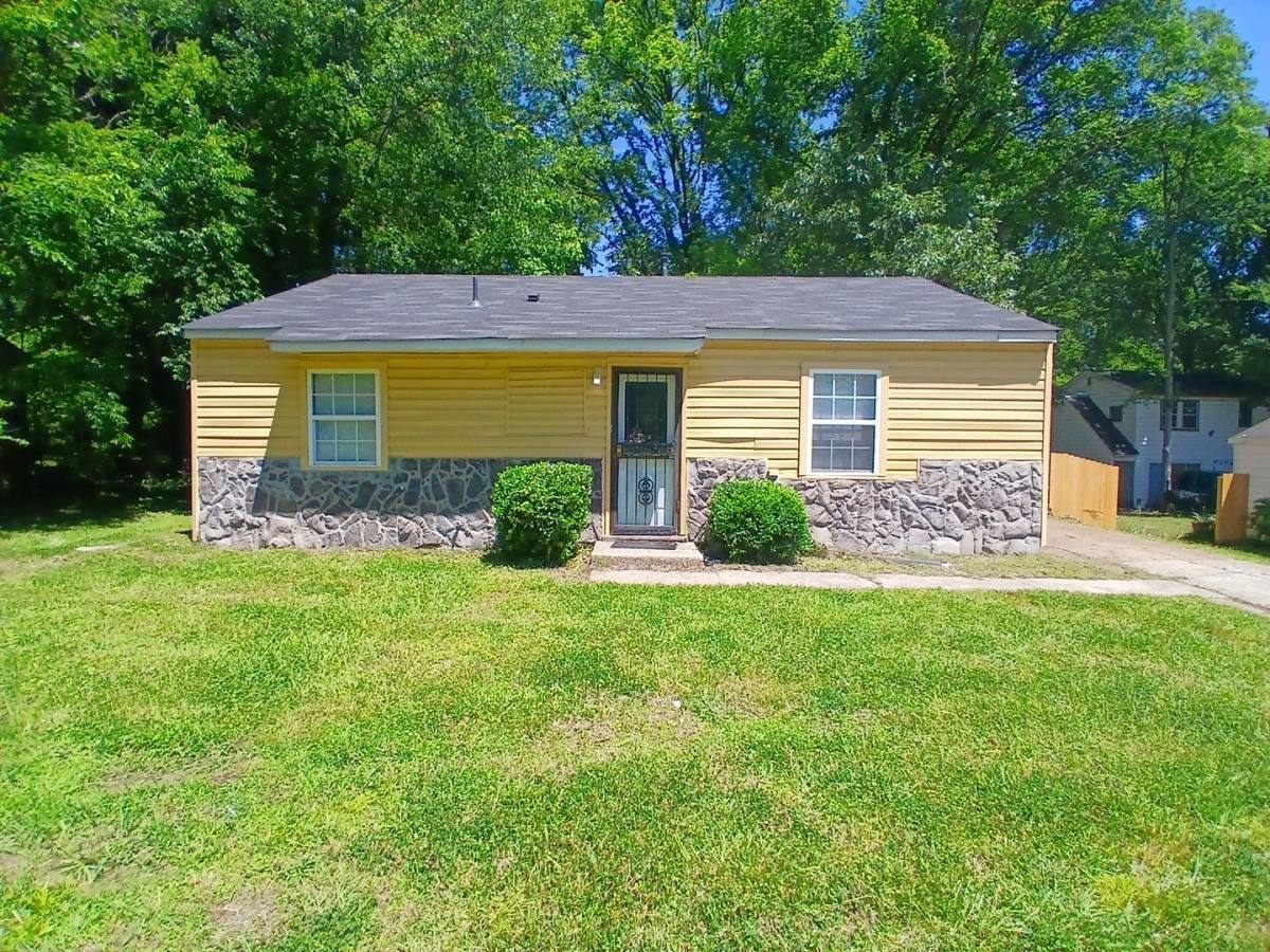 House for rent at 914 Restbrook Ave, Memphis, TN 38127