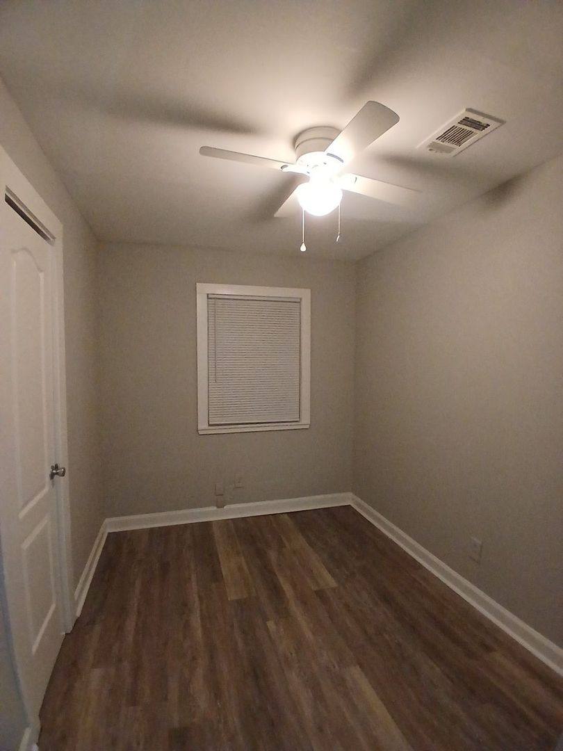 House for rent at 914 Restbrook Ave, Memphis, TN 38127