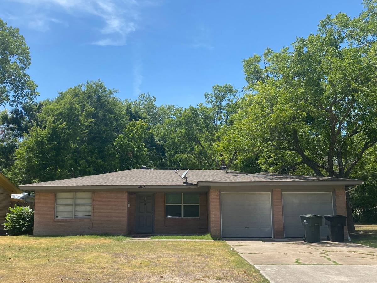 House for rent at 1806 S 19th St, Temple, TX 76504
