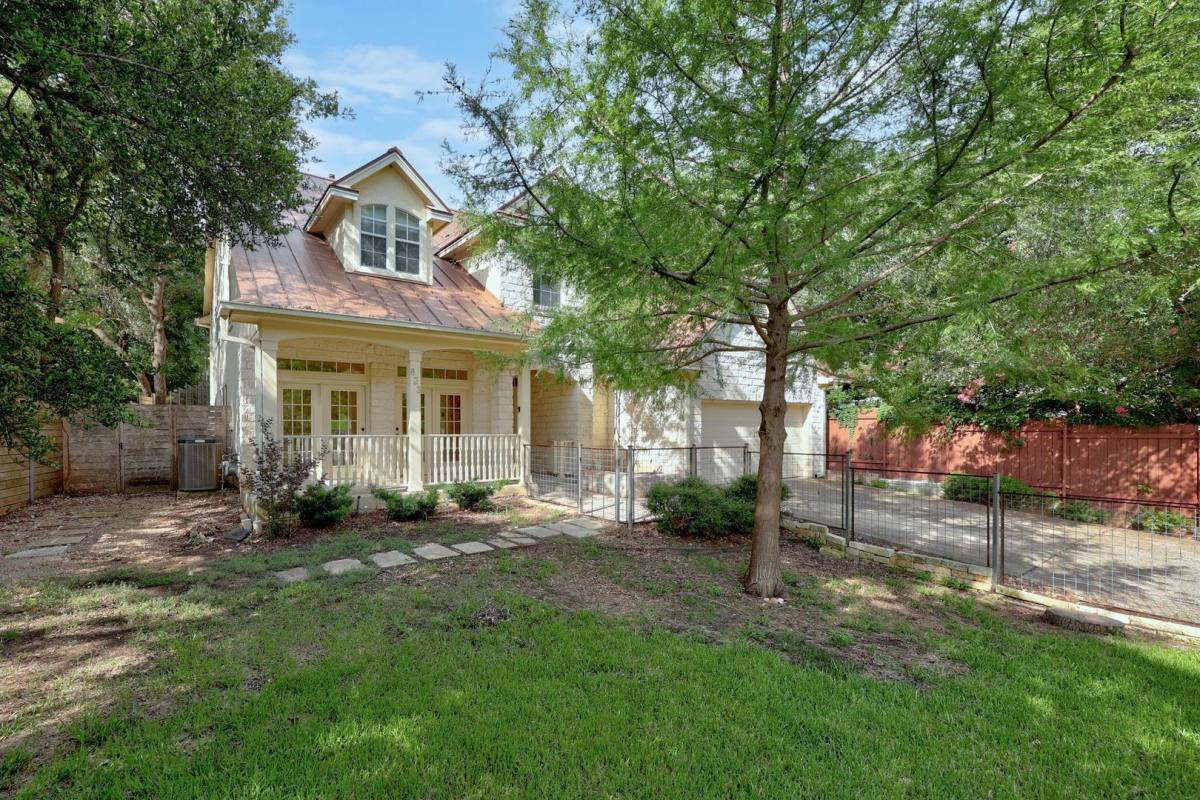 House for rent at 823 E 38th St, Austin, TX 78705