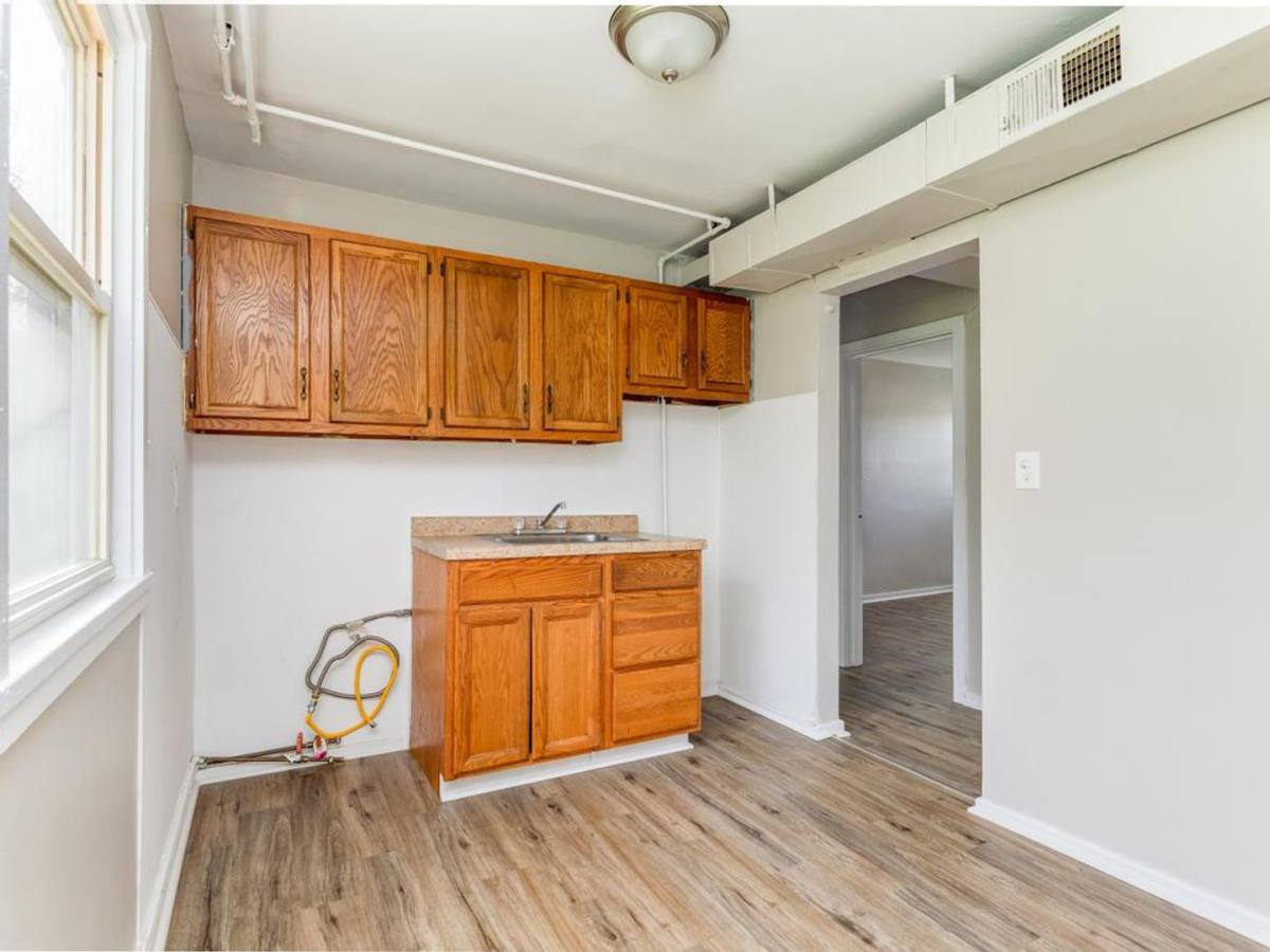 Apartment for rent at 1-50 Mount Vernon Dr, Aliquippa, PA 15001
