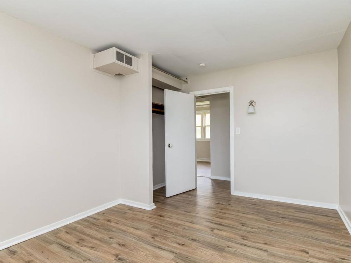 Apartment for rent at 1-50 Mount Vernon Dr, Aliquippa, PA 15001