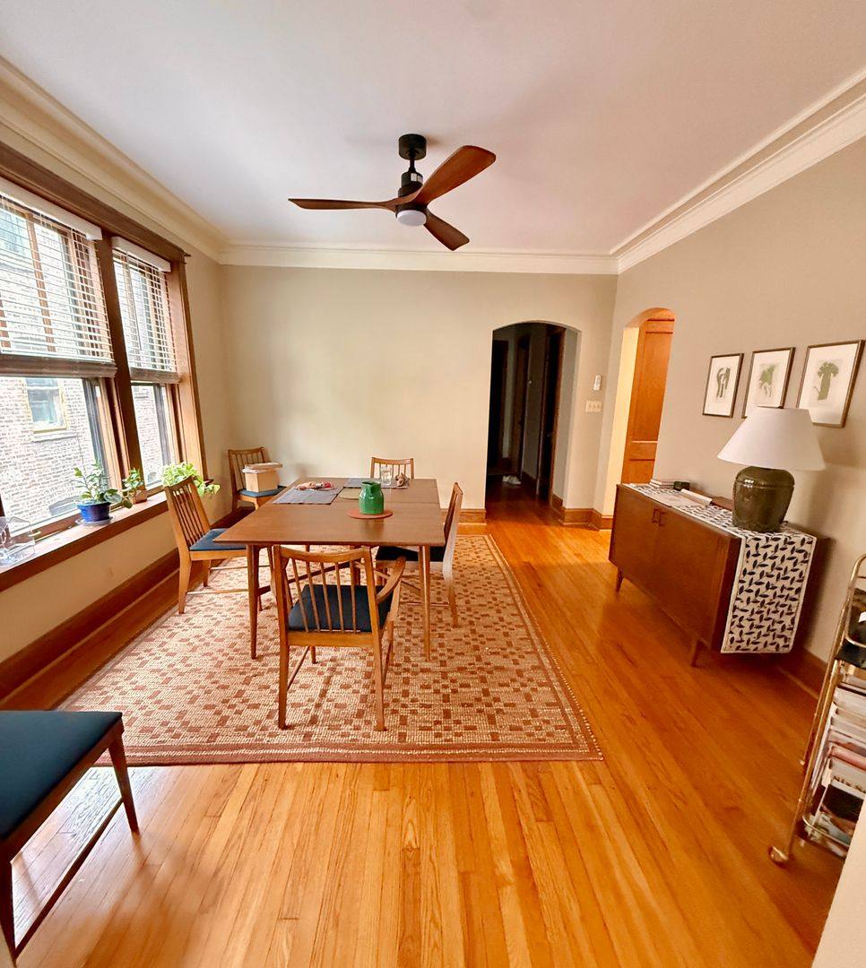 Apartment for rent at 1414-1416 W Farragut, Chicago, IL 60640
