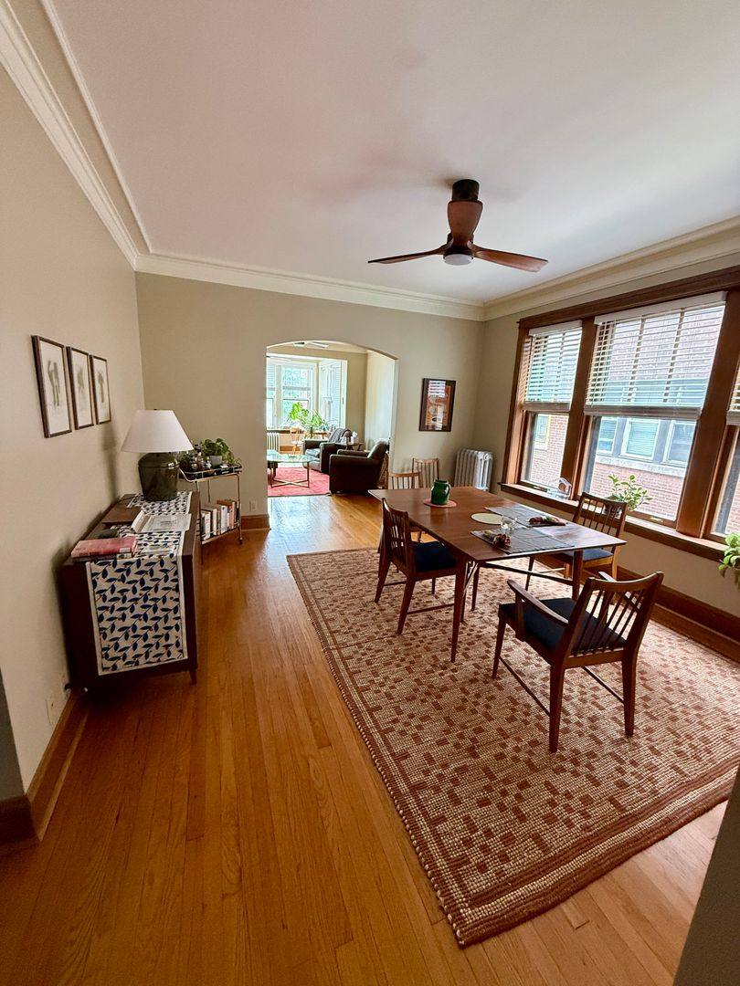 Apartment for rent at 1414-1416 W Farragut, Chicago, IL 60640