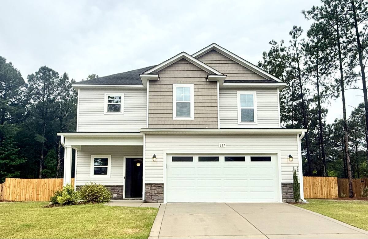 House for rent at 227 Flying Bolt Dr, Raeford, NC 28376