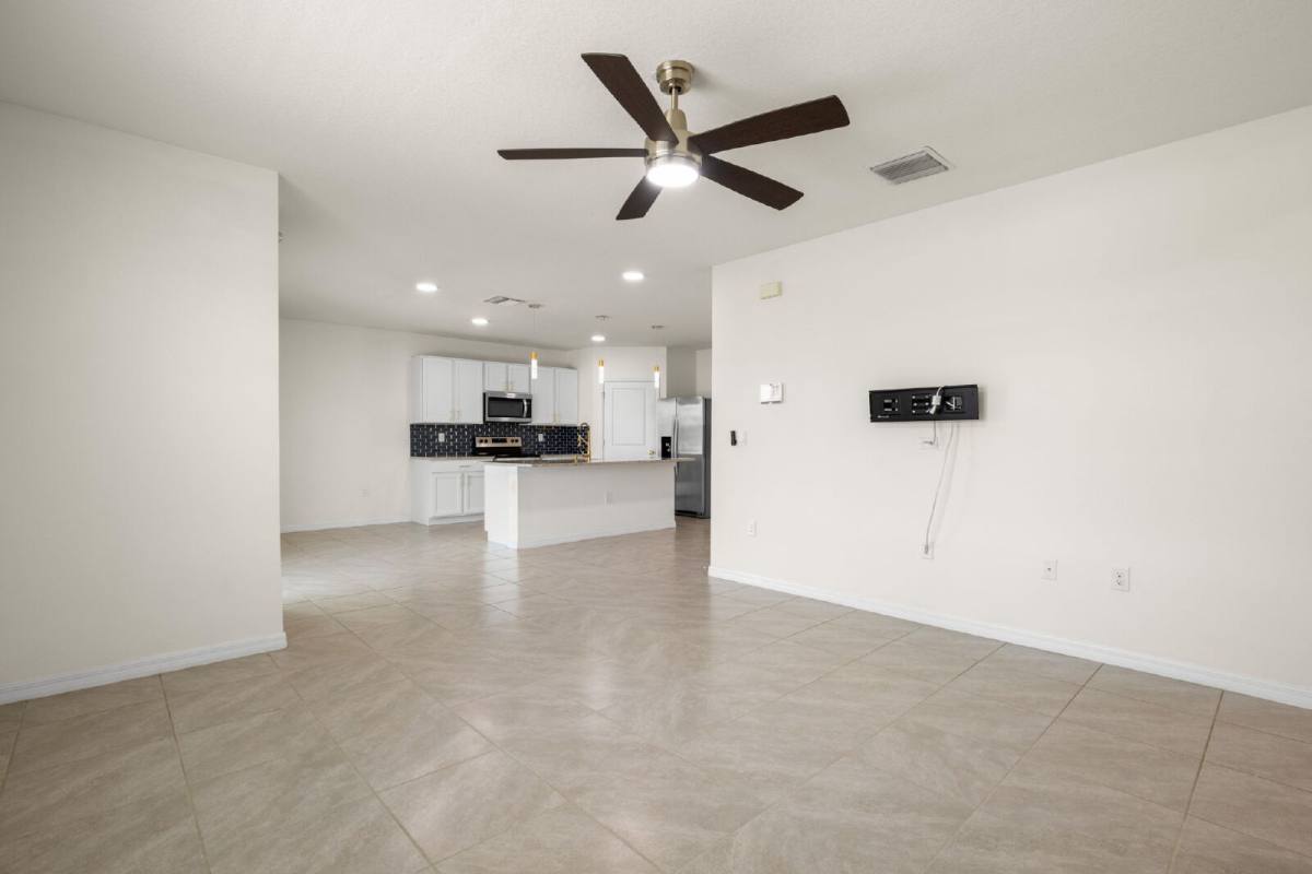 House for rent at 2814 Common Fig Run, Wesley Chapel, FL 33543