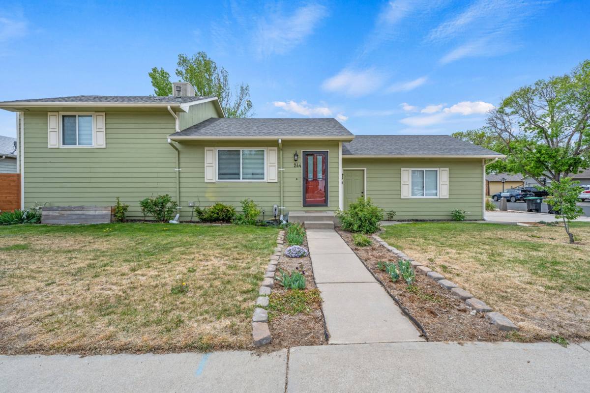 House for rent at 244 Wadsworth Circle, Longmont, CO 80504