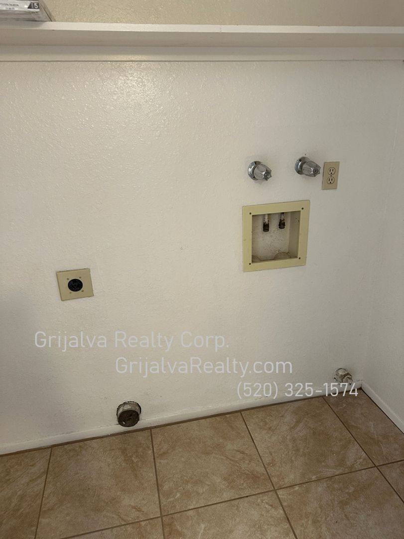 Apartment for rent at 2833 N Flanwill Blvd, Tucson, AZ 85716