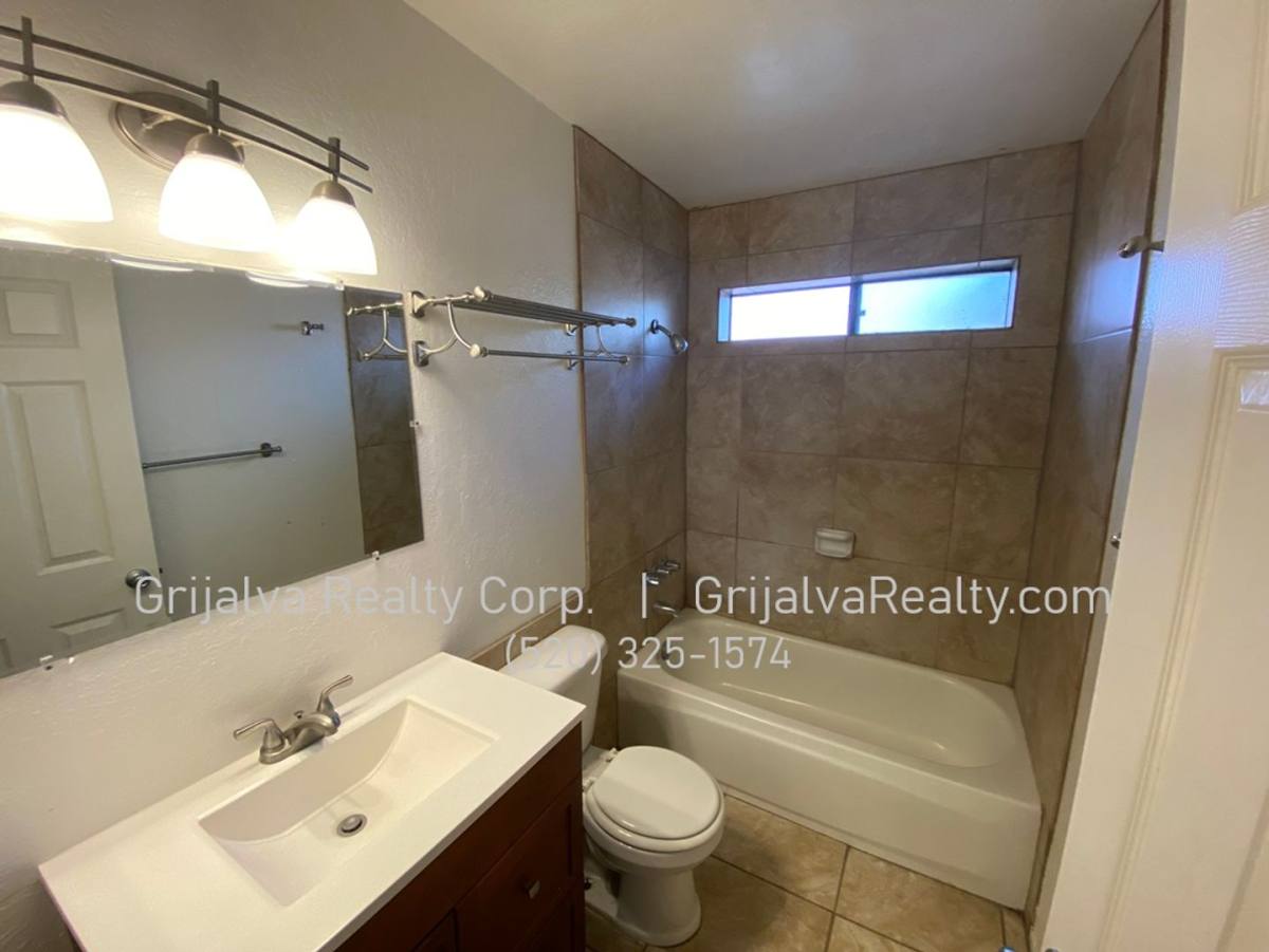 Apartment for rent at 2833 N Flanwill Blvd, Tucson, AZ 85716
