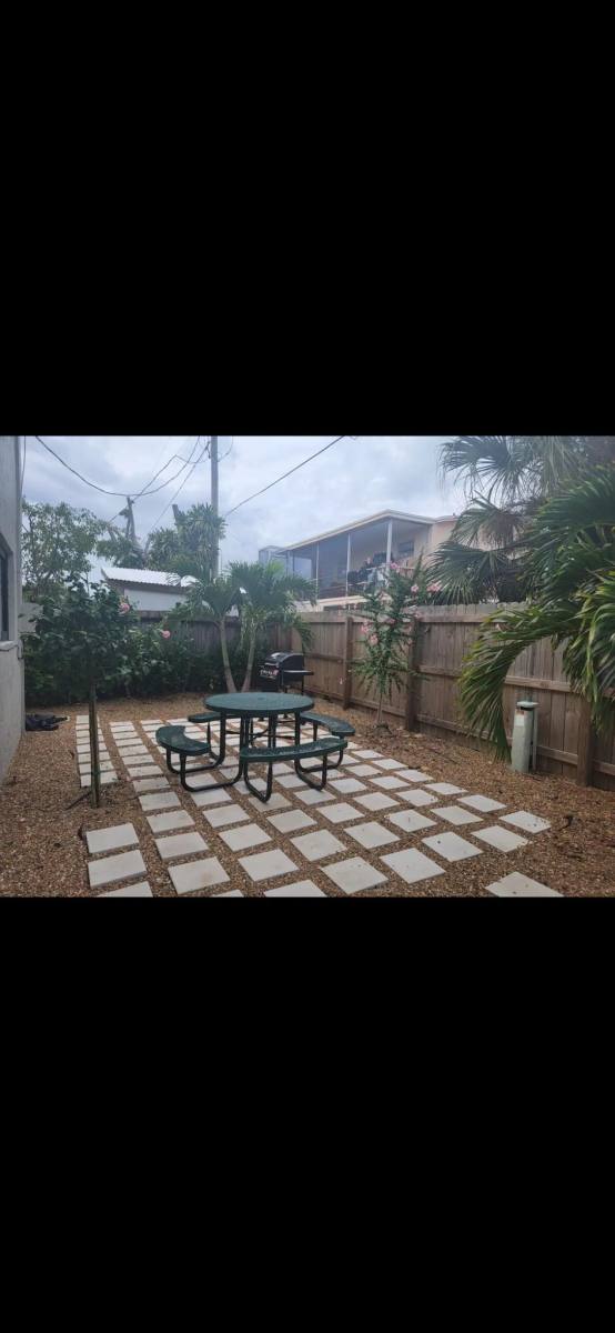 Apartment for rent at 523 SE 20th Court #5, Boynton Beach, FL 33435