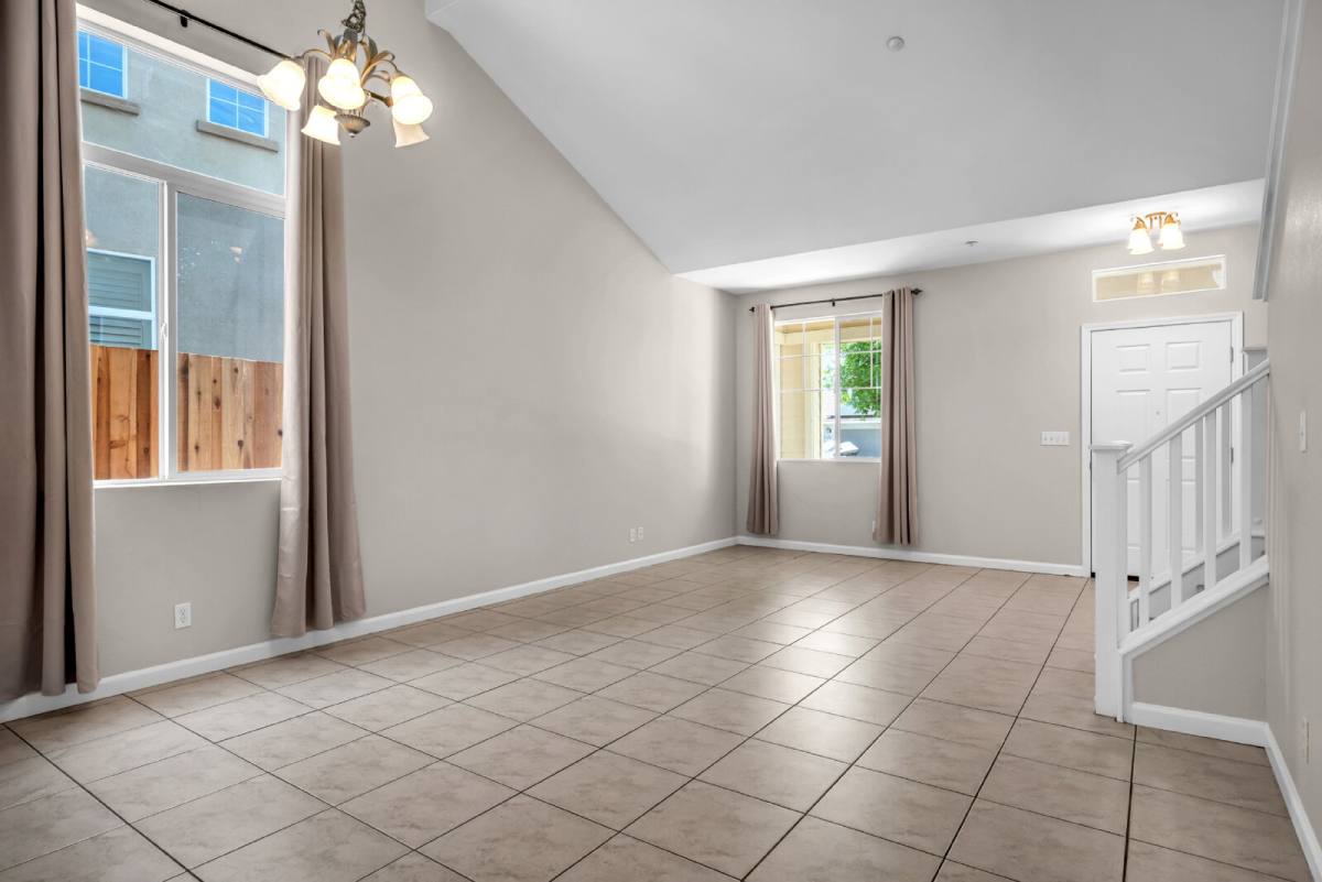 House for rent at 1605 Laugenour Dr, Woodland, CA 95776