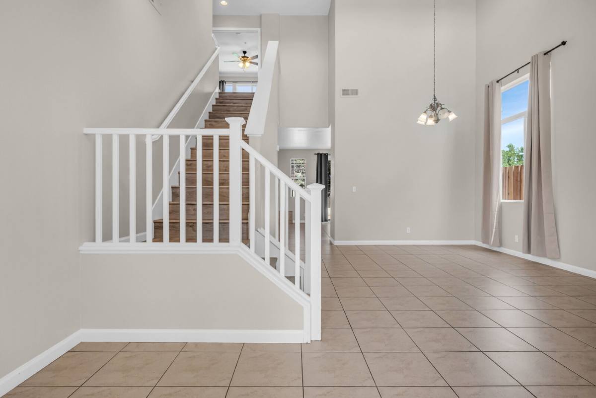 House for rent at 1605 Laugenour Dr, Woodland, CA 95776