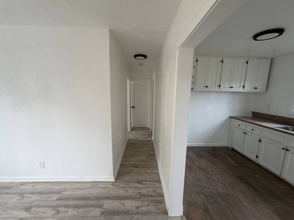 Townhouse for rent at 11100 Normandie Ave #3 4, Los Angeles, CA 90044