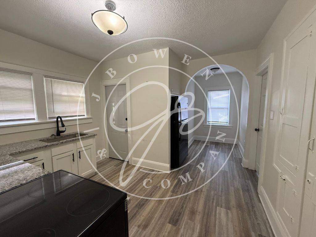 Townhouse for rent at 316 Morrison Dr, Toledo, OH 43605