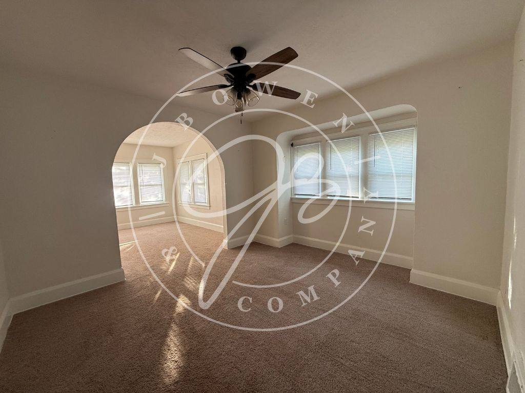 Townhouse for rent at 316 Morrison Dr, Toledo, OH 43605