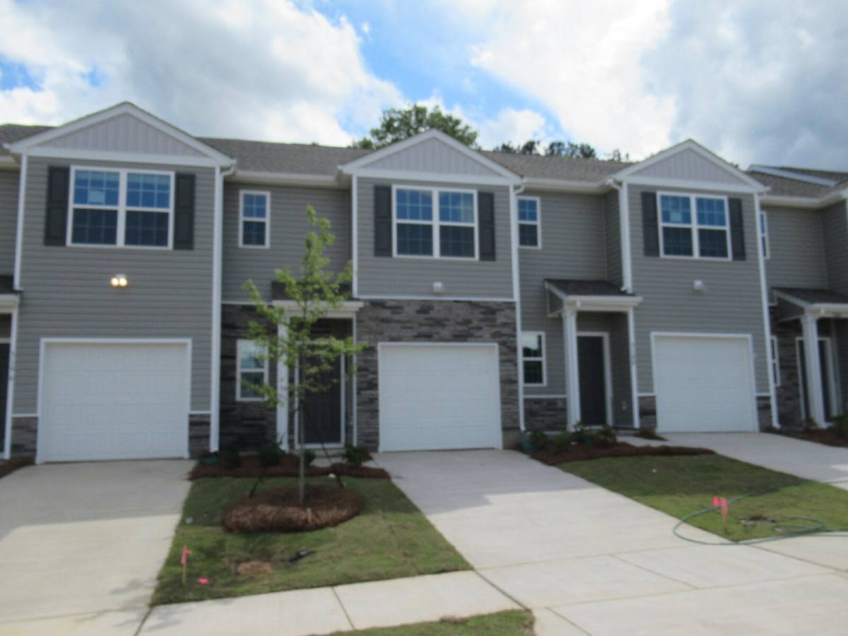 Townhouse for rent at 3192 Ora Smith Rd, Lincolnton, NC 28092