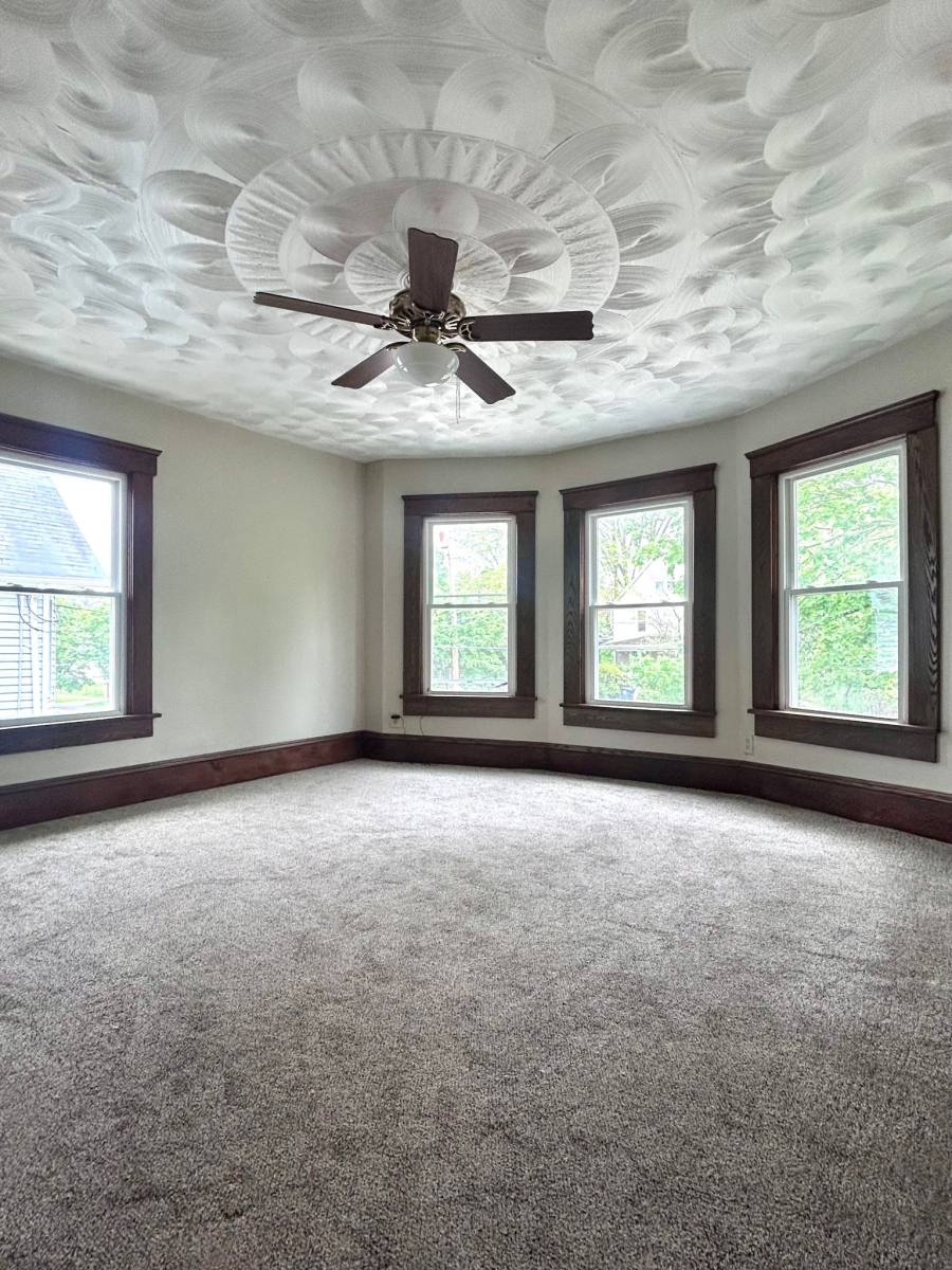 Apartment for rent at 199 Beck Ave #2, Akron, OH 44302